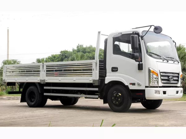 Dịch vụ thay Kính chắn gió xe tải Teraco 3.4 tấn tận nơi